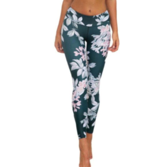 Green leggings with flower design - Picture 5 of 7